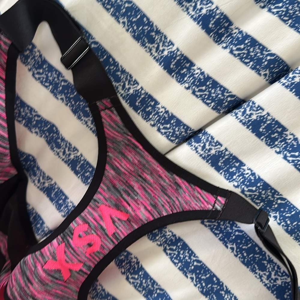 VSX Sport (Victoria’s Secret) Sports Bra 32DD molded cups adjustable straps NICE - Picture 8 of 11